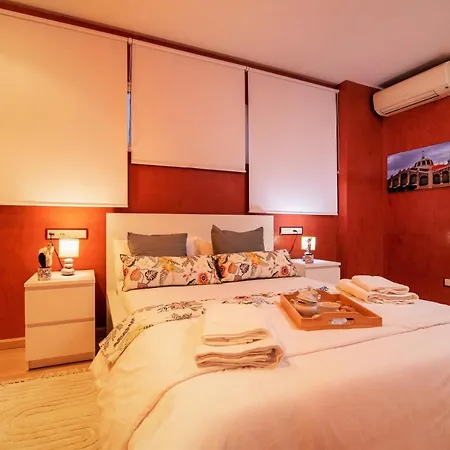 Apartment Penthouse Duplex In A 4 Floors Spanish House -8 Min To Center By Metro *