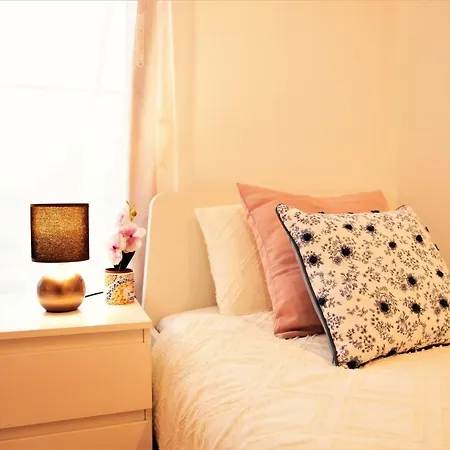 Penthouse Duplex In A 4 Floors Spanish House -8 Min To Center By Metro * Valencia