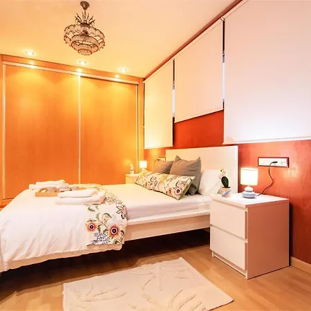 Apartment Penthouse Duplex In A 4 Floors Spanish House -8 Min To Center By Metro