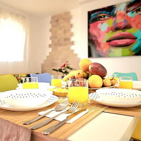 Penthouse Duplex In A 4 Floors Spanish House -8 Min To Center By Metro Apartment Valencia