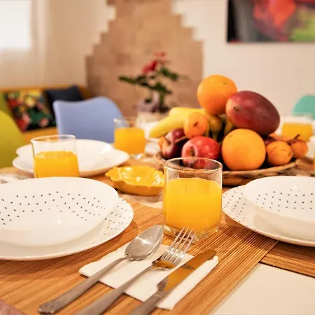 Penthouse Duplex In A 4 Floors Spanish House -8 Min To Center By Metro アパート *